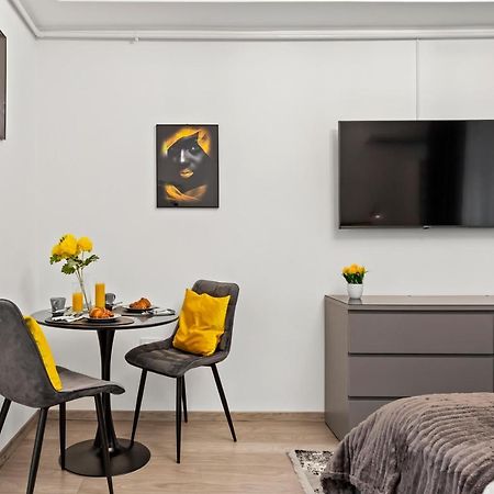 Brand New Studio - Old Town Boekarest Buitenkant foto