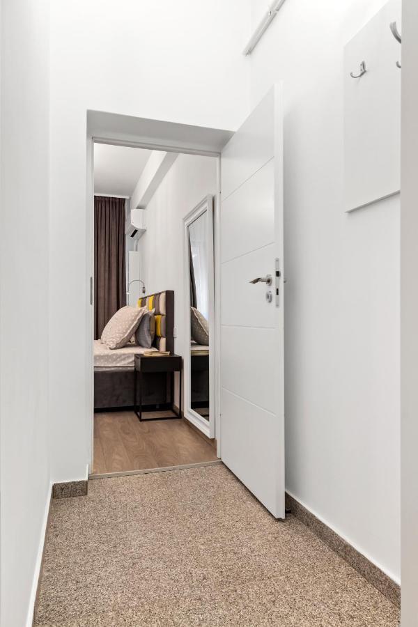 Brand New Studio - Old Town Boekarest Buitenkant foto